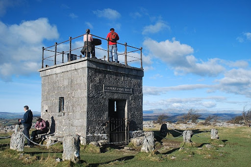 hampsfell hiking